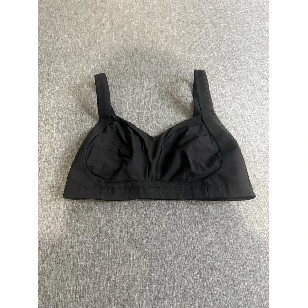 LULULEMON ATHLETICA Black TA TA TAMER BRA/ Sports Top size 36DD